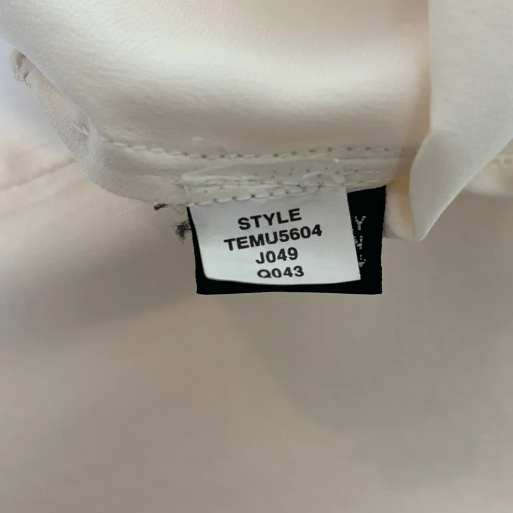 Cream Silk Ruffle Ellen Tracy Blouse - Picture 10 of 11